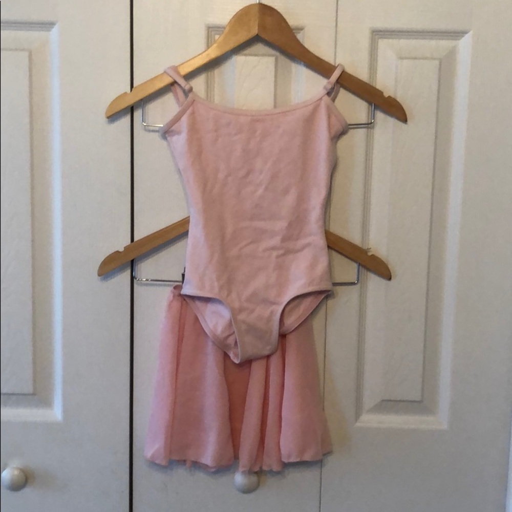 Pink Theatricals Leotard, 2 ballet skirts